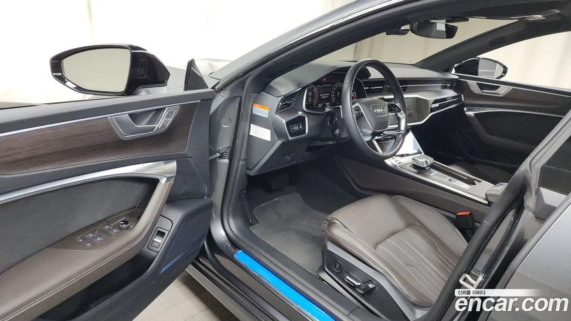 Audi A7 — фото 10