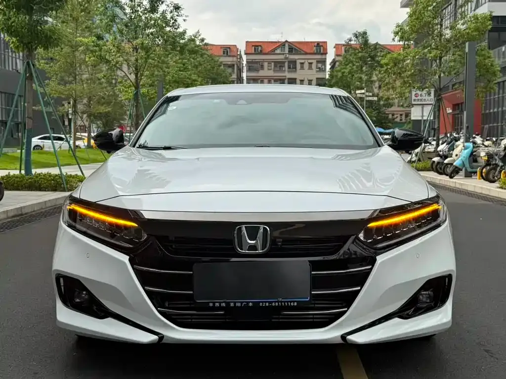 Honda Accord — фото 2