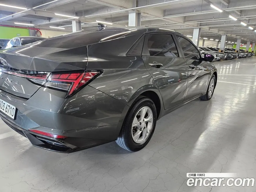 Hyundai AVANTE — фото 2