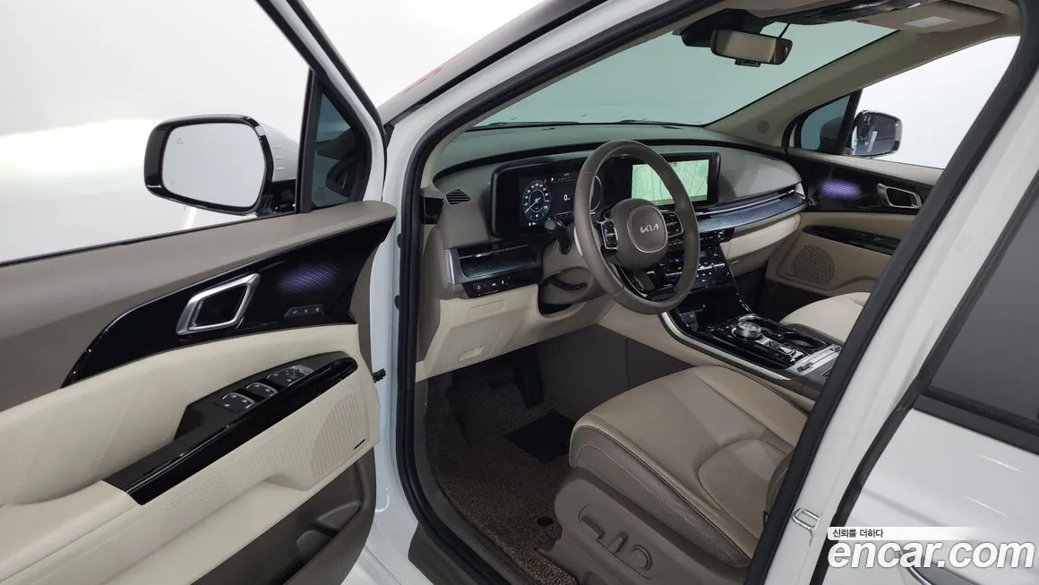Kia Carnival — фото 10