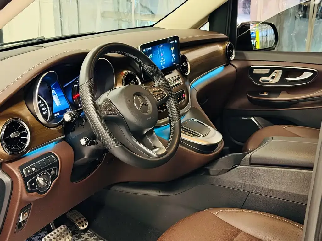 Mercedes-Benz V-Class 2022 из CN, фото 5