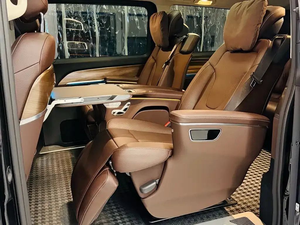 Mercedes-Benz V-Class 2022 из CN, фото 6