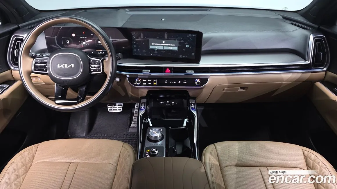Kia Sorento — фото 7