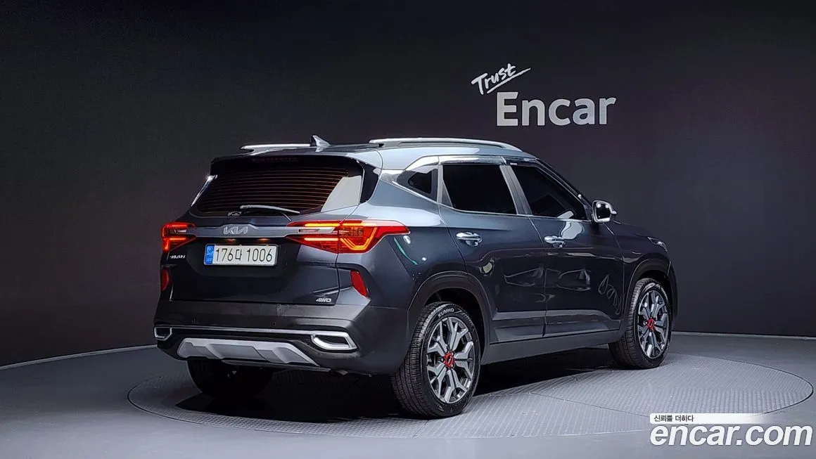 Kia Seltos 2023 из KR, фото 2