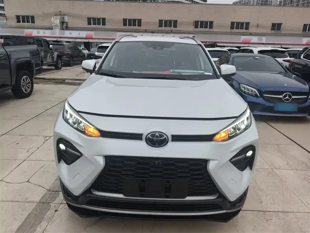 Toyota Wildlander 2021 из CN, фото 3
