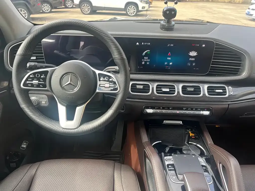 Mercedes-Benz GLS — фото 5
