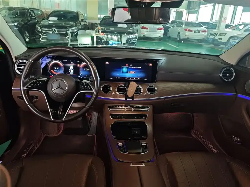 Mercedes-Benz E-Class 2023 из CN, фото 10