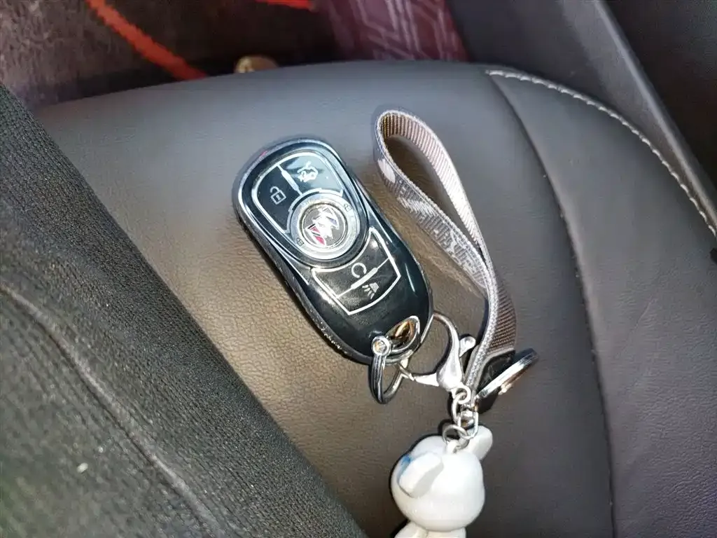 Buick LaCrosse 2023 из CN, фото 9