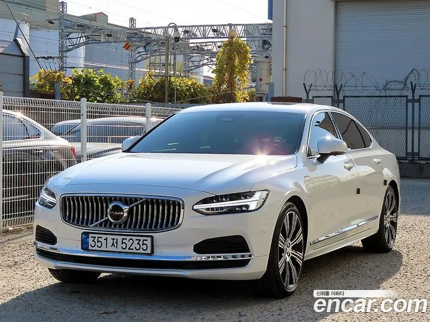 Volvo S90 2022 из KR, фото 2