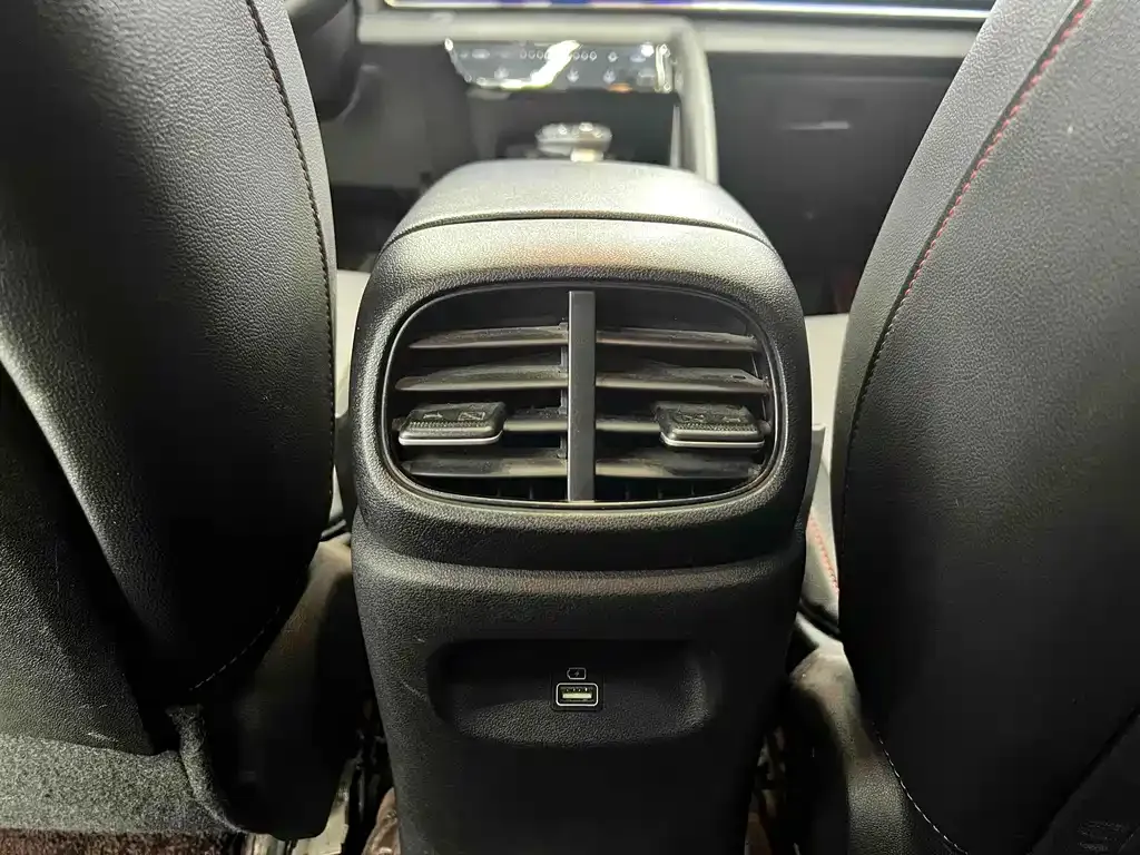 Hyundai Elantra 2022 из CN, фото 9