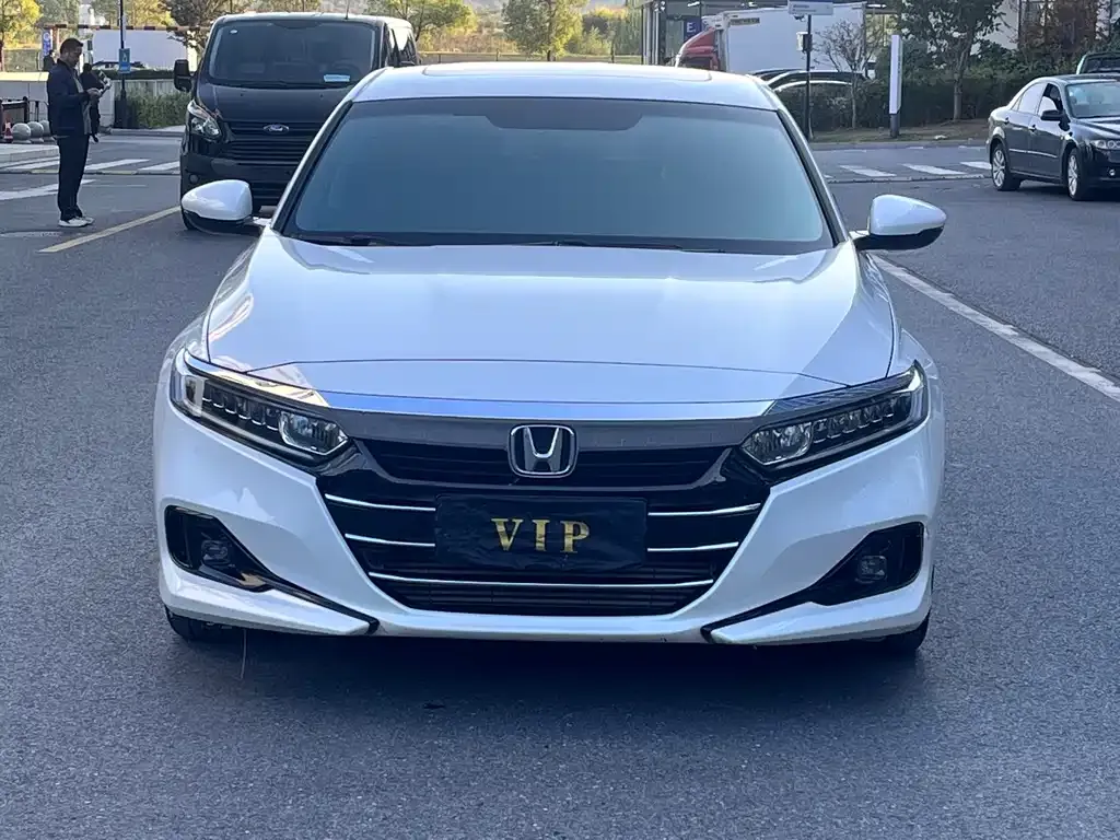 Honda Accord — фото 2