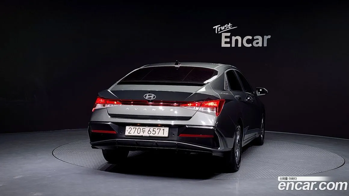 Hyundai AVANTE — фото 4