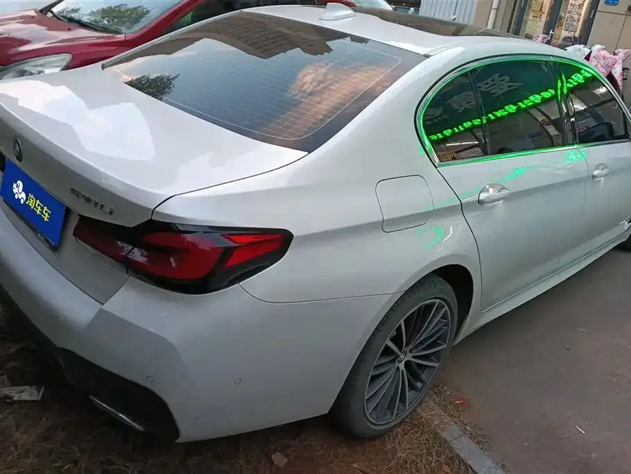 BMW 5 Series 2022 из CN, фото 3