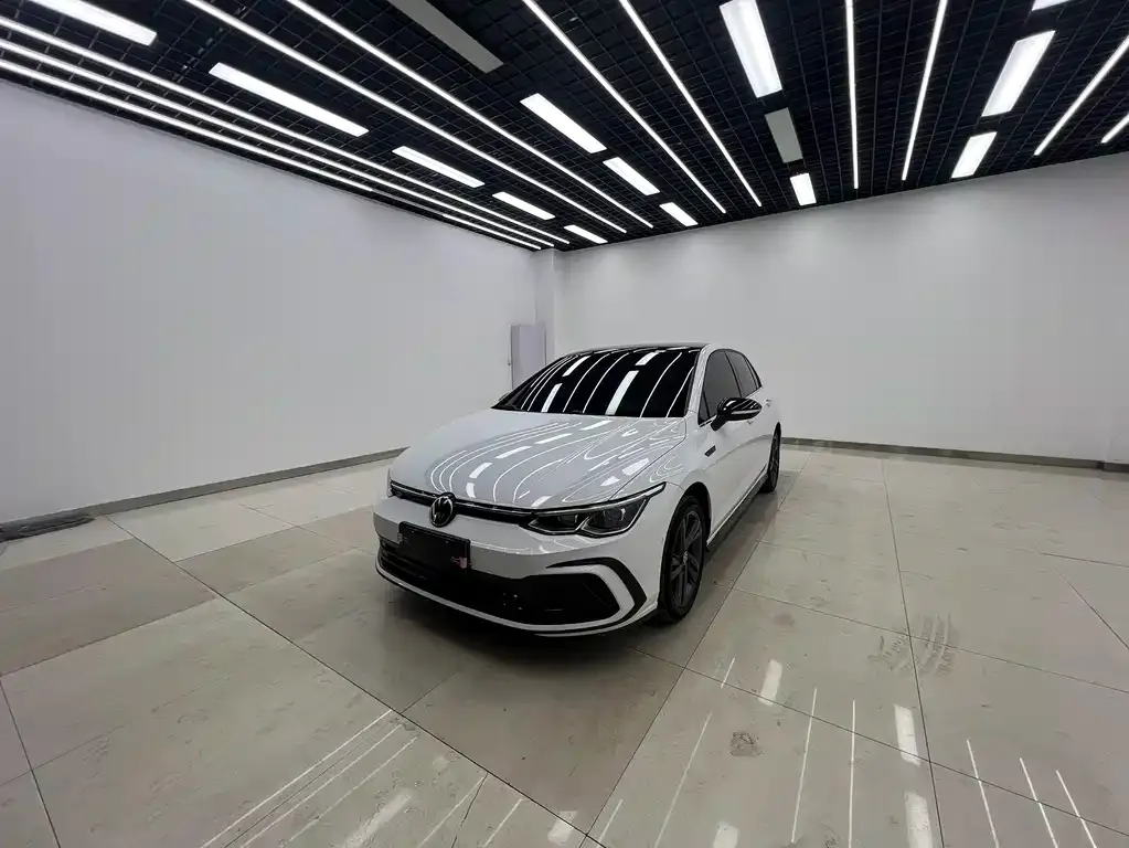 Volkswagen Golf 2021 из CN, фото 1
