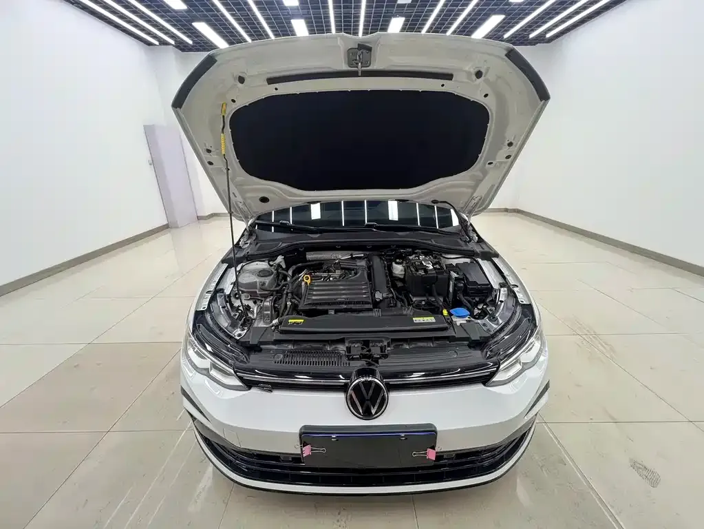 Volkswagen Golf 2021 из CN, фото 7