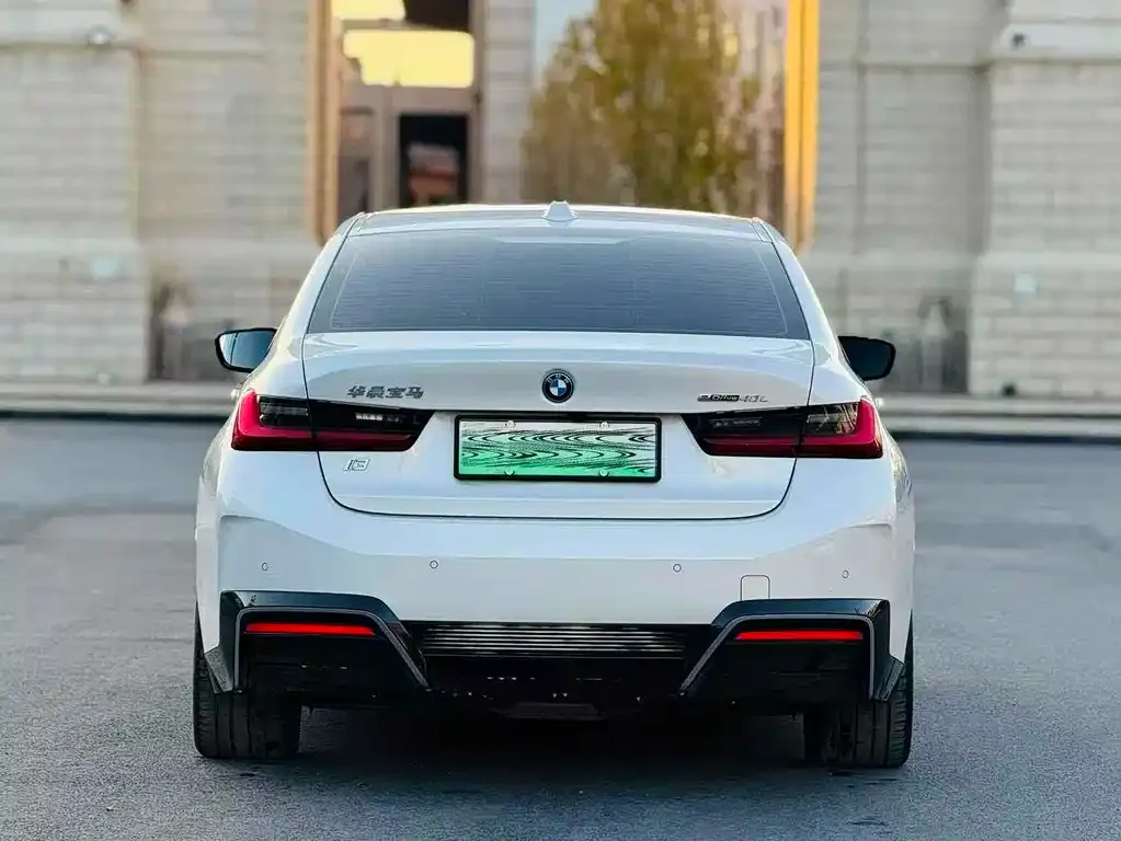 BMW i3 — фото 9