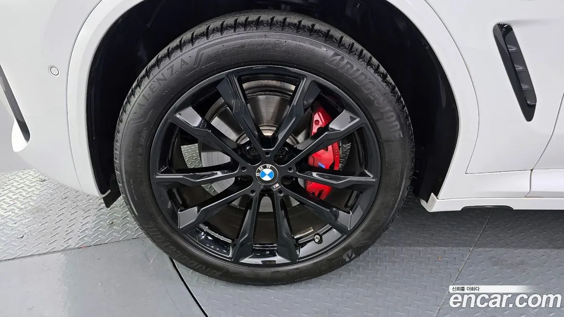 BMW X4 2025 из KR, фото 5