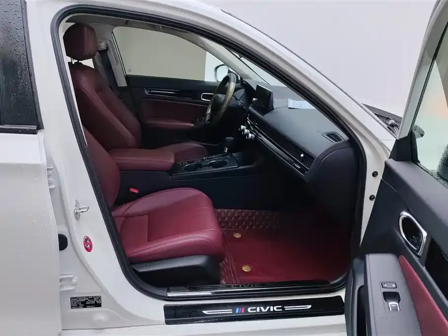Honda Civic 2023 из CN, фото 8