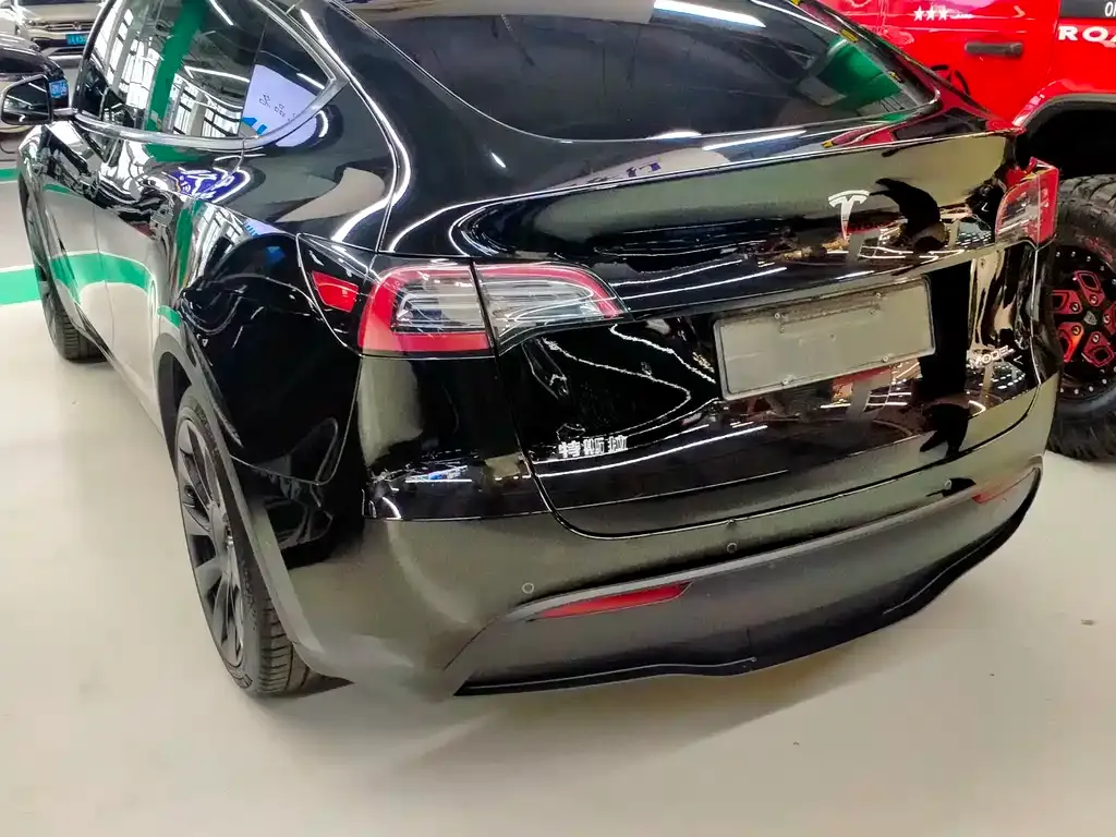 Tesla Model Y 2024 из CN, фото 6