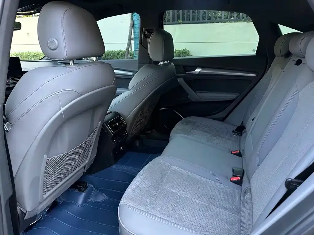 Audi Q5L Sportback 2023 из CN, фото 5