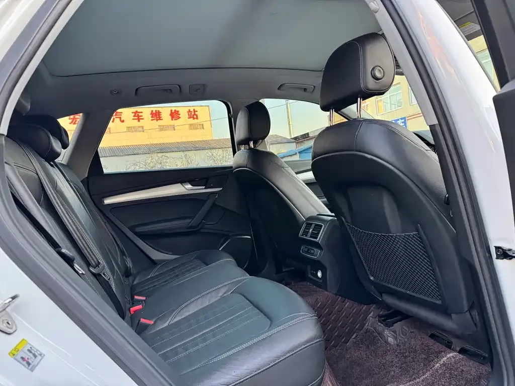 Audi Q5L 2021 из CN, фото 8