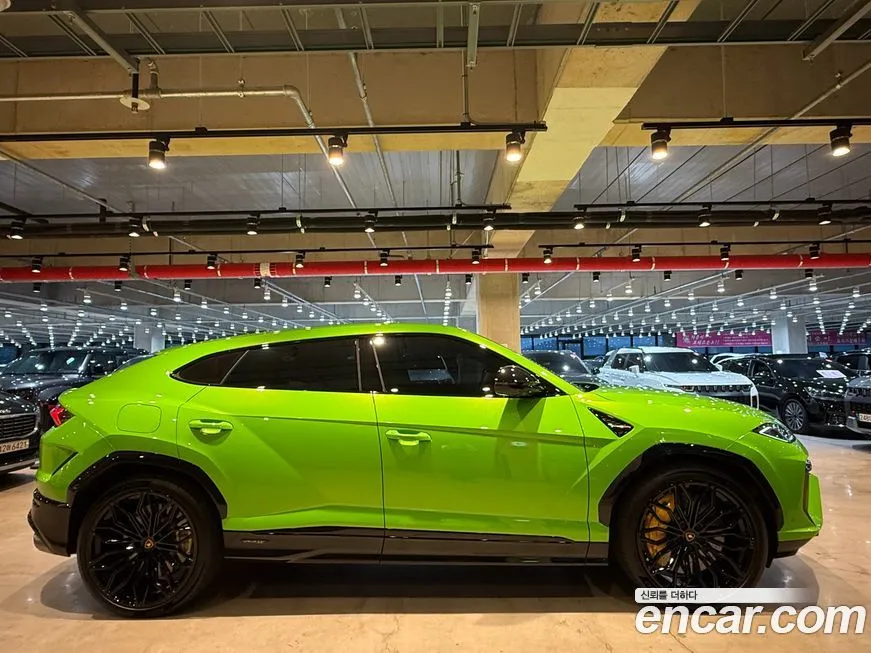 Lamborghini Urus 2025 из KR, фото 2