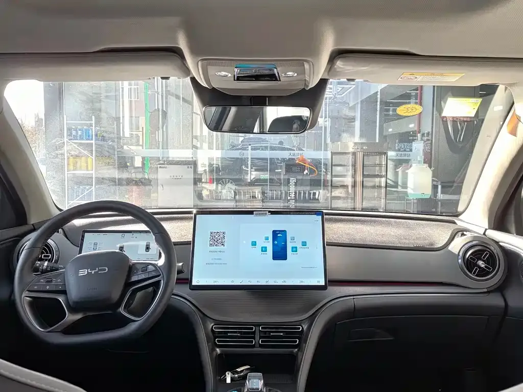 BYD Seal 05 DM-i — фото 7