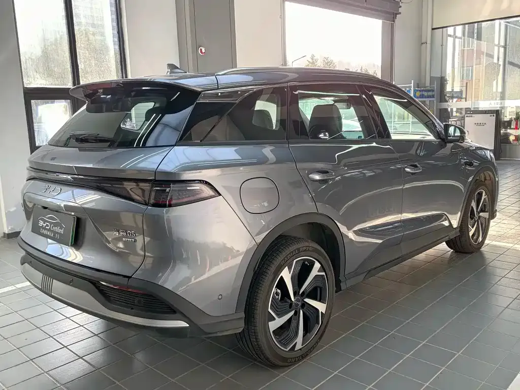 BYD Seal 05 DM-i — фото 8
