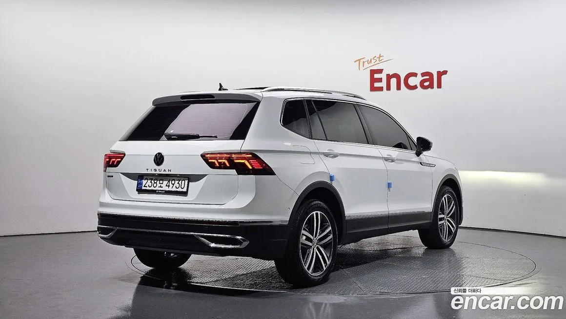 Volkswagen Tiguan — фото 2