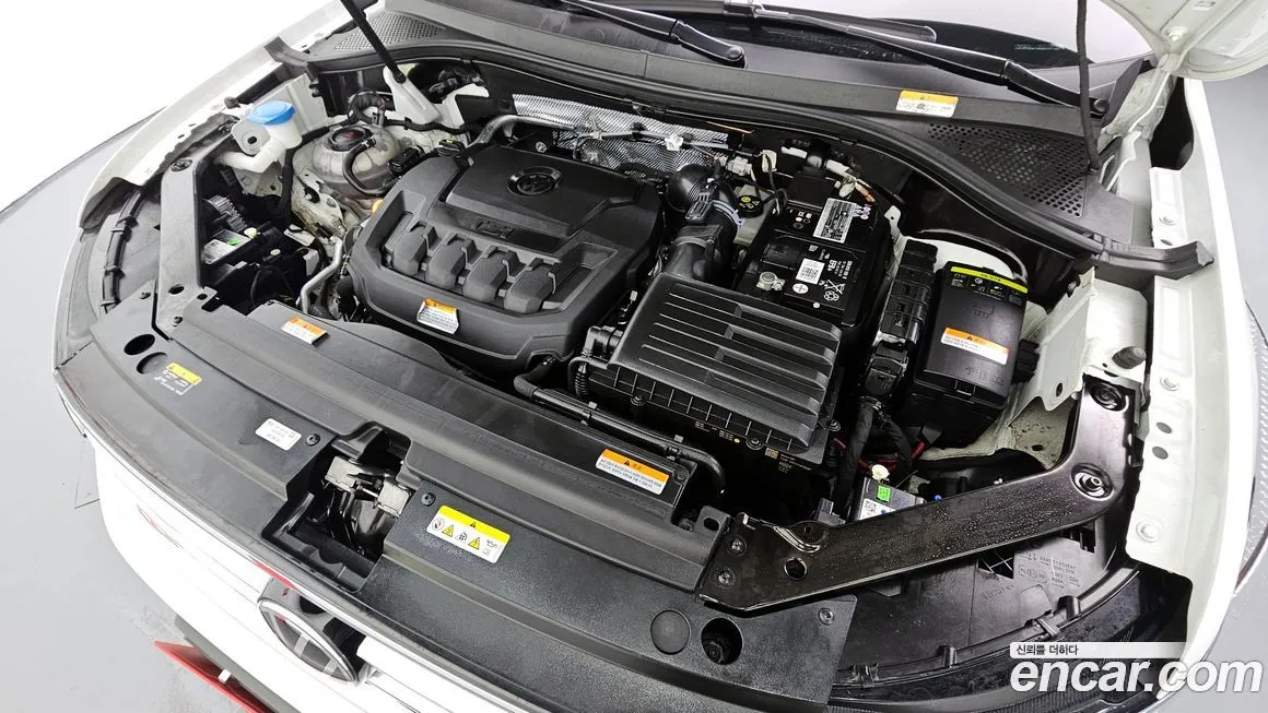 Volkswagen Tiguan — фото 6
