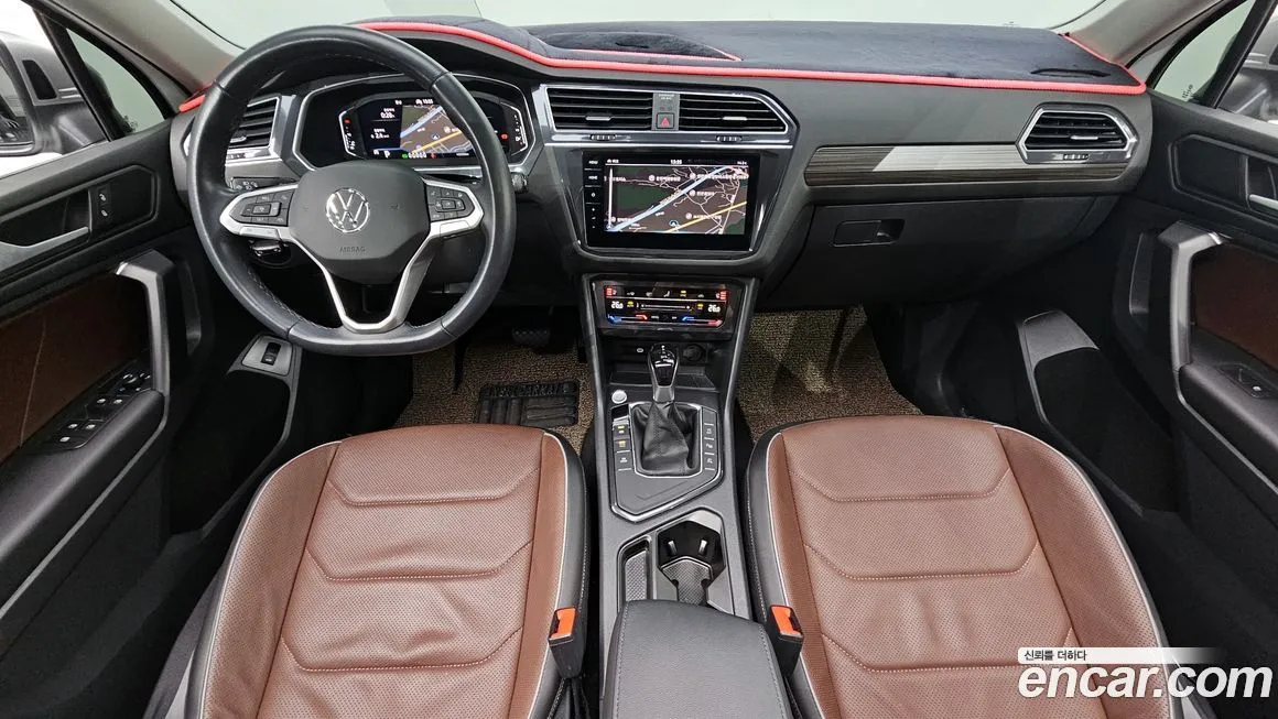 Volkswagen Tiguan — фото 7