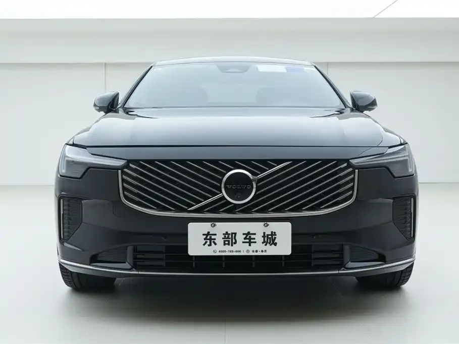 Volvo S90 2025 из CN, фото 2