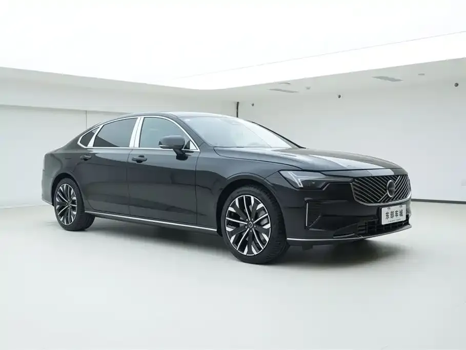 Volvo S90 2025 из CN, фото 3