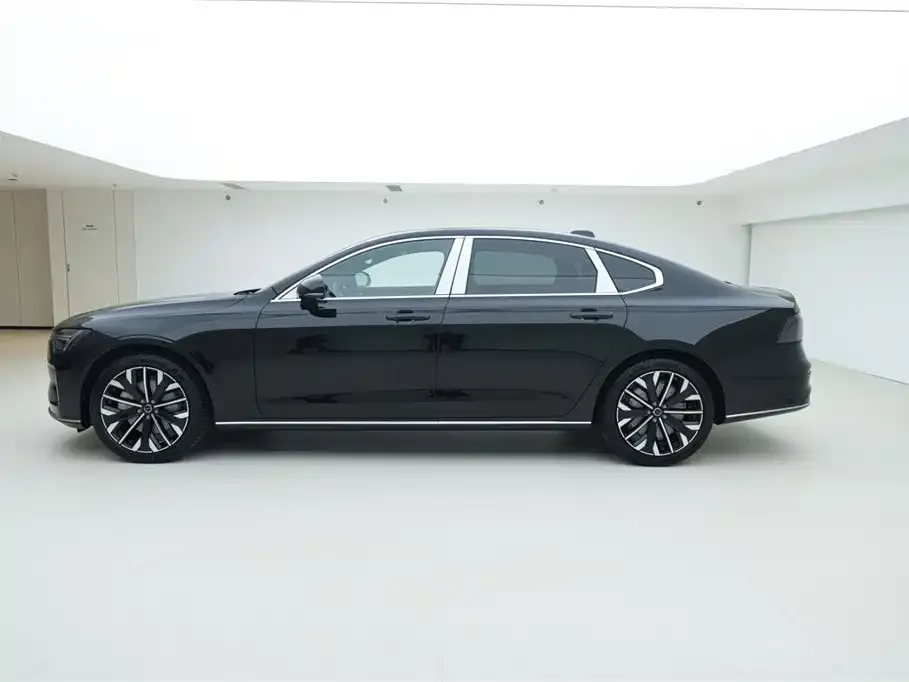 Volvo S90 2025 из CN, фото 4