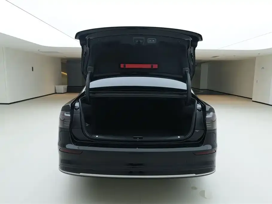 Volvo S90 2025 из CN, фото 8