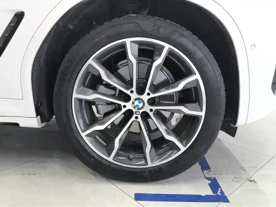 BMW X4 2024 из CN, фото 6