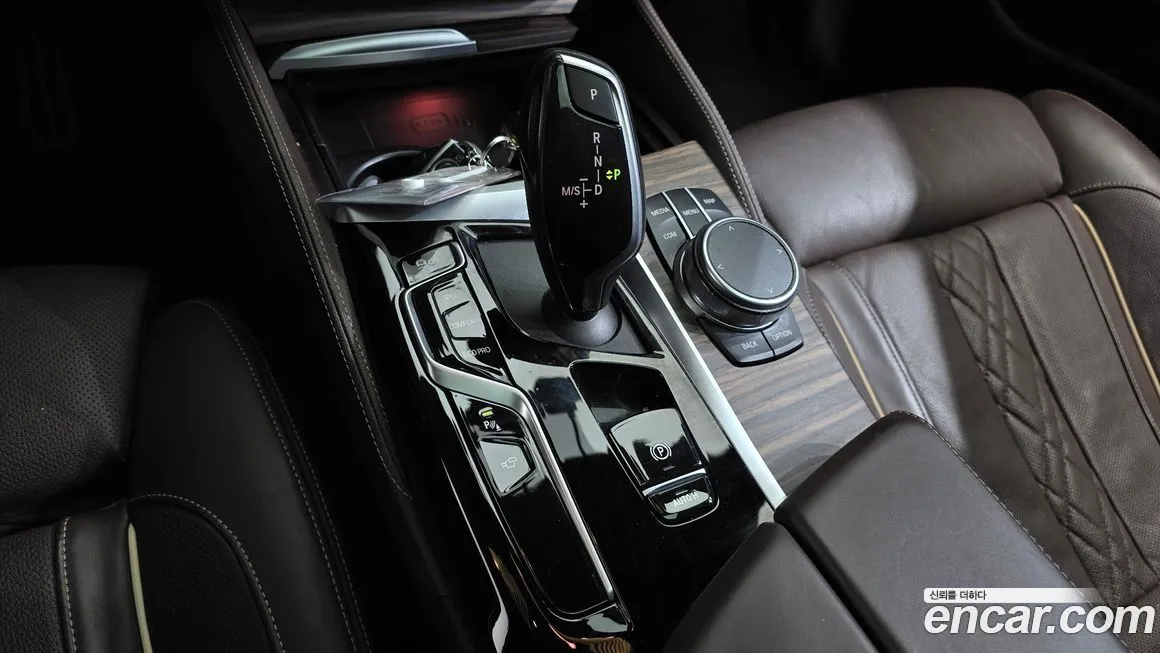 BMW 5-Series 2021 из KR, фото 9