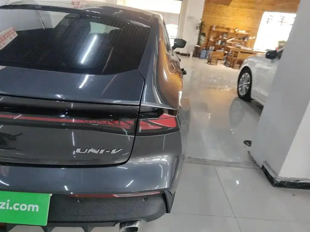 Changan UNI-V 2022 из CN, фото 8