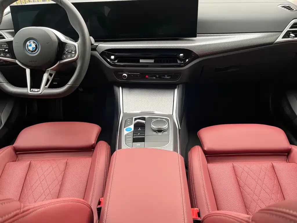 BMW i3 2024 из CN, фото 10