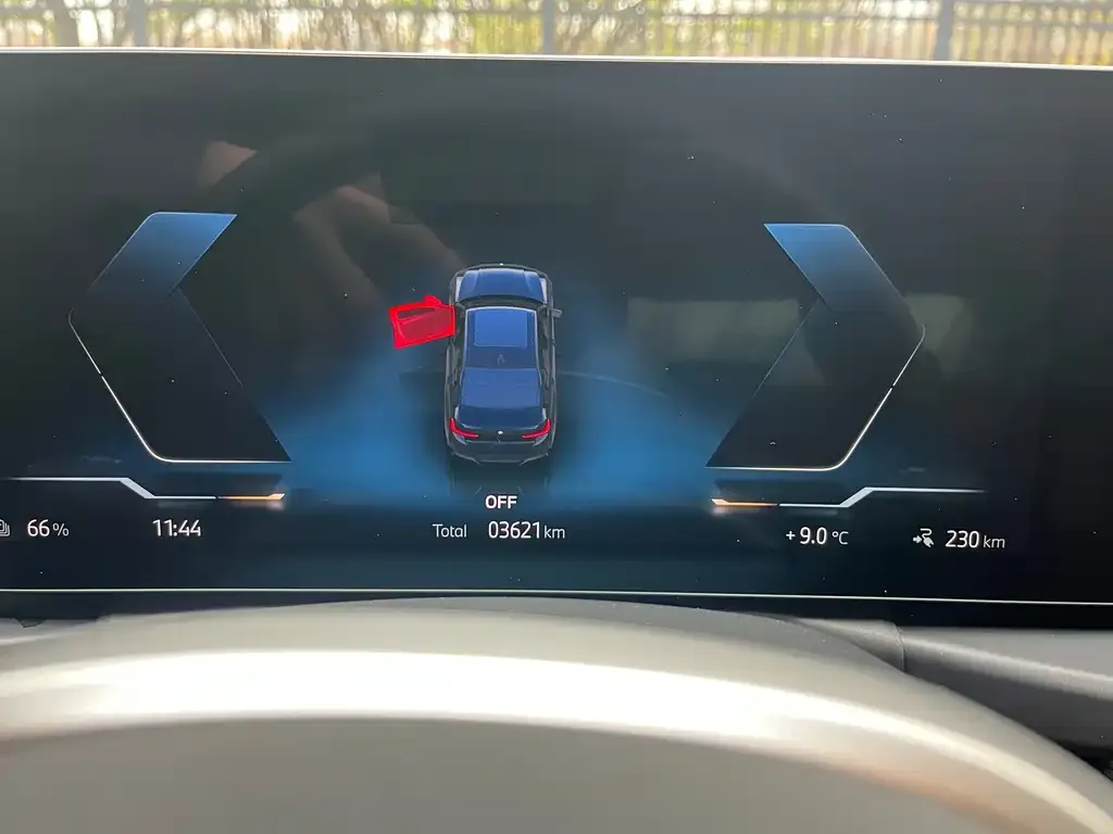 BMW i3 2024 из CN, фото 7