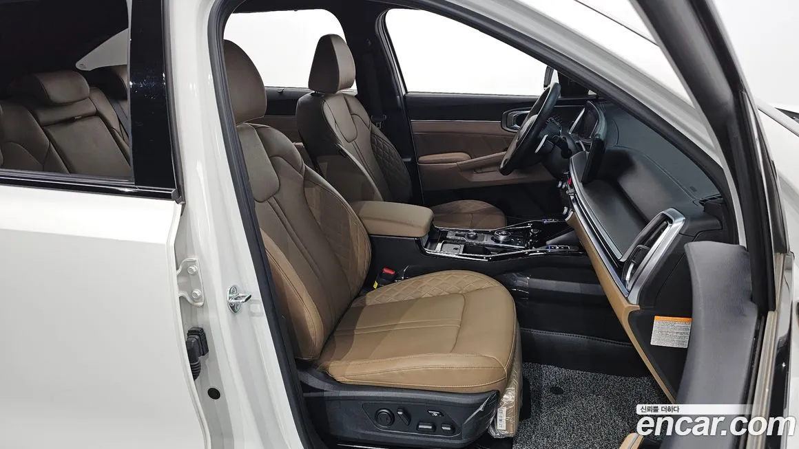 Kia Sorento — фото 10