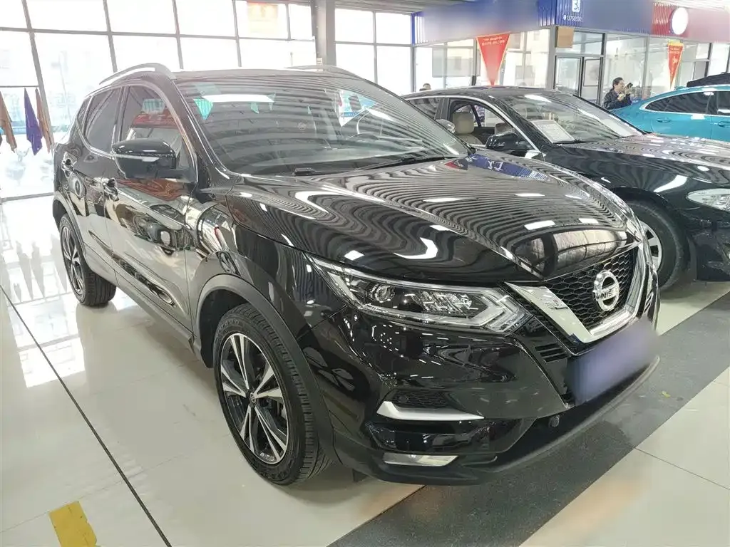 Nissan Qashqai — фото 4
