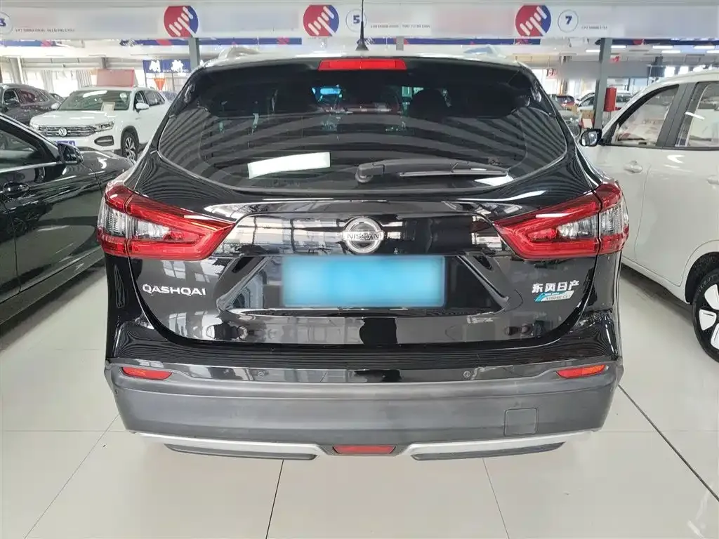 Nissan Qashqai — фото 6