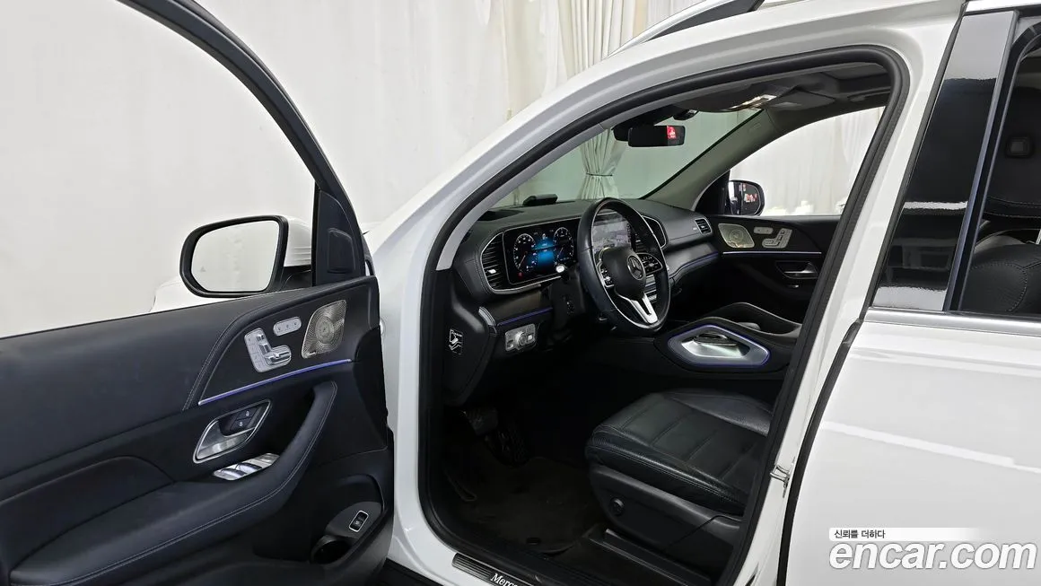 Mercedes-Benz GLE-Class — фото 10