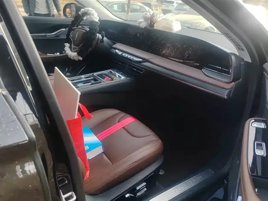 Lincoln Z 2024 из CN, фото 8