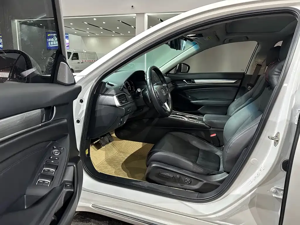 Honda Accord 2022 из CN, фото 8