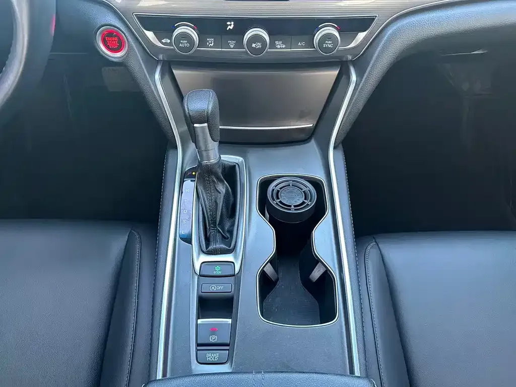 Honda Accord 2022 из CN, фото 8