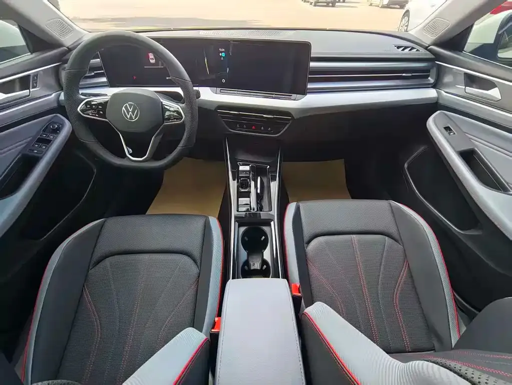 Volkswagen Lamando 2023 из CN, фото 9