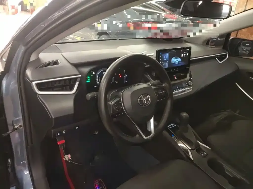 Toyota Corolla 2023 из CN, фото 10