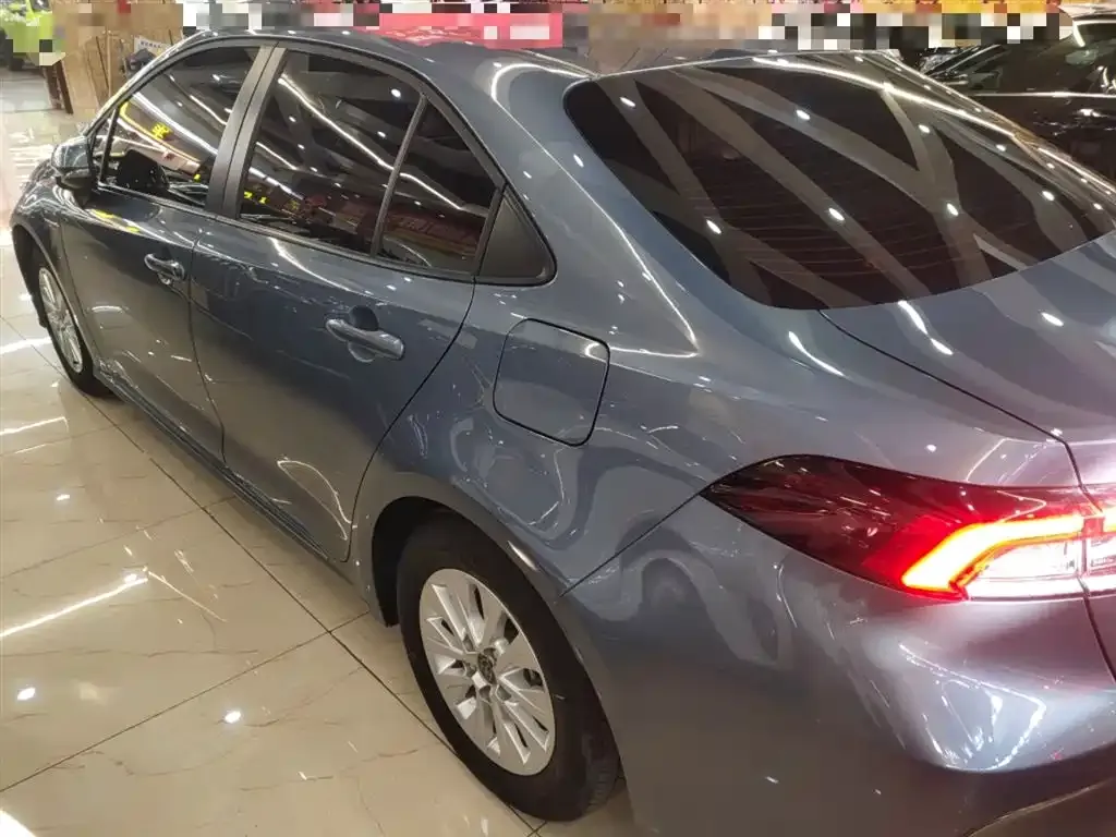 Toyota Corolla 2023 из CN, фото 5